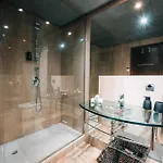 Apartmán Luxury 3 Bedrooms, Private Heated Pool - Ehhouse *