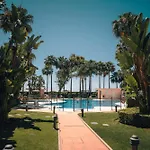 Apartmán Luxury 3 Bedrooms, Private Heated Pool - Ehhouse
