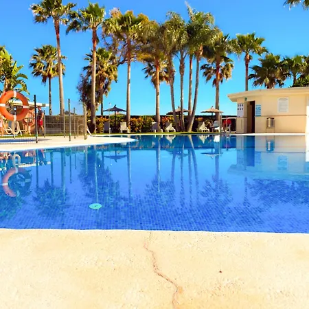 Апартаменты Luxury 3 Bedrooms, Private Heated Pool - Ehhouse *