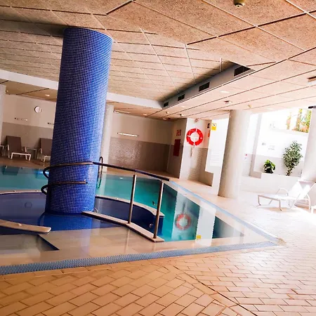 Апартаменты Luxury 3 Bedrooms, Private Heated Pool - Ehhouse *
