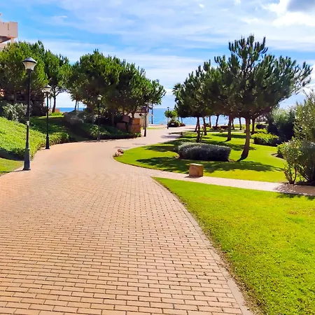 Апартаменты Luxury 3 Bedrooms, Private Heated Pool - Ehhouse *