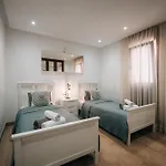Luxury 3 Bedrooms, Private Heated Pool - Ehhouse Apartment