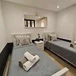 Luxury 3 Bedrooms, Private Heated Pool - Ehhouse Estepona