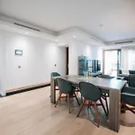 Apartment Luxury 3 Bedrooms, Private Heated Pool - Ehhouse