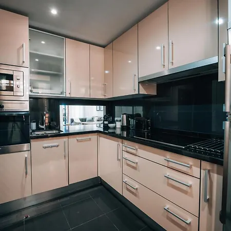 Luxury 3 Bedrooms, Private Heated Pool - Ehhouse Эстепона