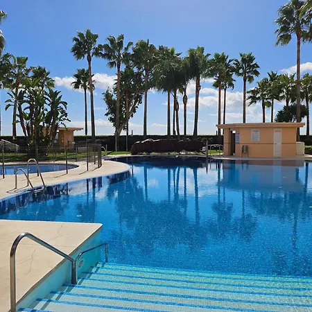 Апартаменты Luxury 3 Bedrooms, Private Heated Pool - Ehhouse Эстепона