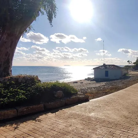 Апартаменты Luxury 3 Bedrooms, Private Heated Pool - Ehhouse