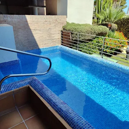 Апартаменты Luxury 3 Bedrooms, Private Heated Pool - Ehhouse