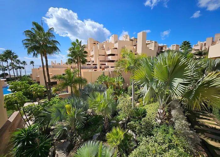 Apartment Luxury 3 Bedrooms, Private Heated Pool - Ehhouse