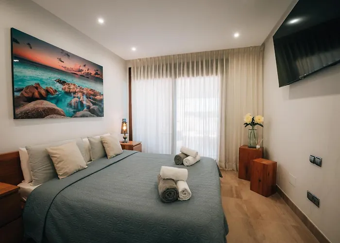 Luxury 3 Bedrooms, Private Heated Pool - Ehhouse Lägenhet Estepona