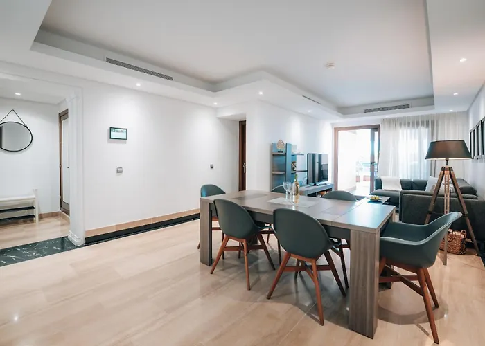 Luxury 3 Bedrooms, Private Heated Pool - Ehhouse Apartment