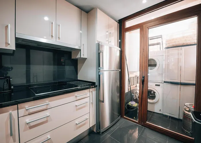 Luxury 3 Bedrooms, Private Heated Pool - Ehhouse * Estepona