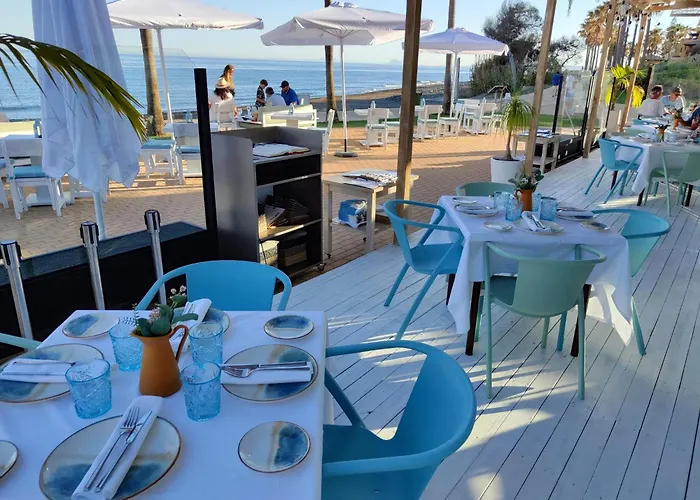 Luxury 3 Bedrooms, Private Heated Pool - Ehhouse Apartman *